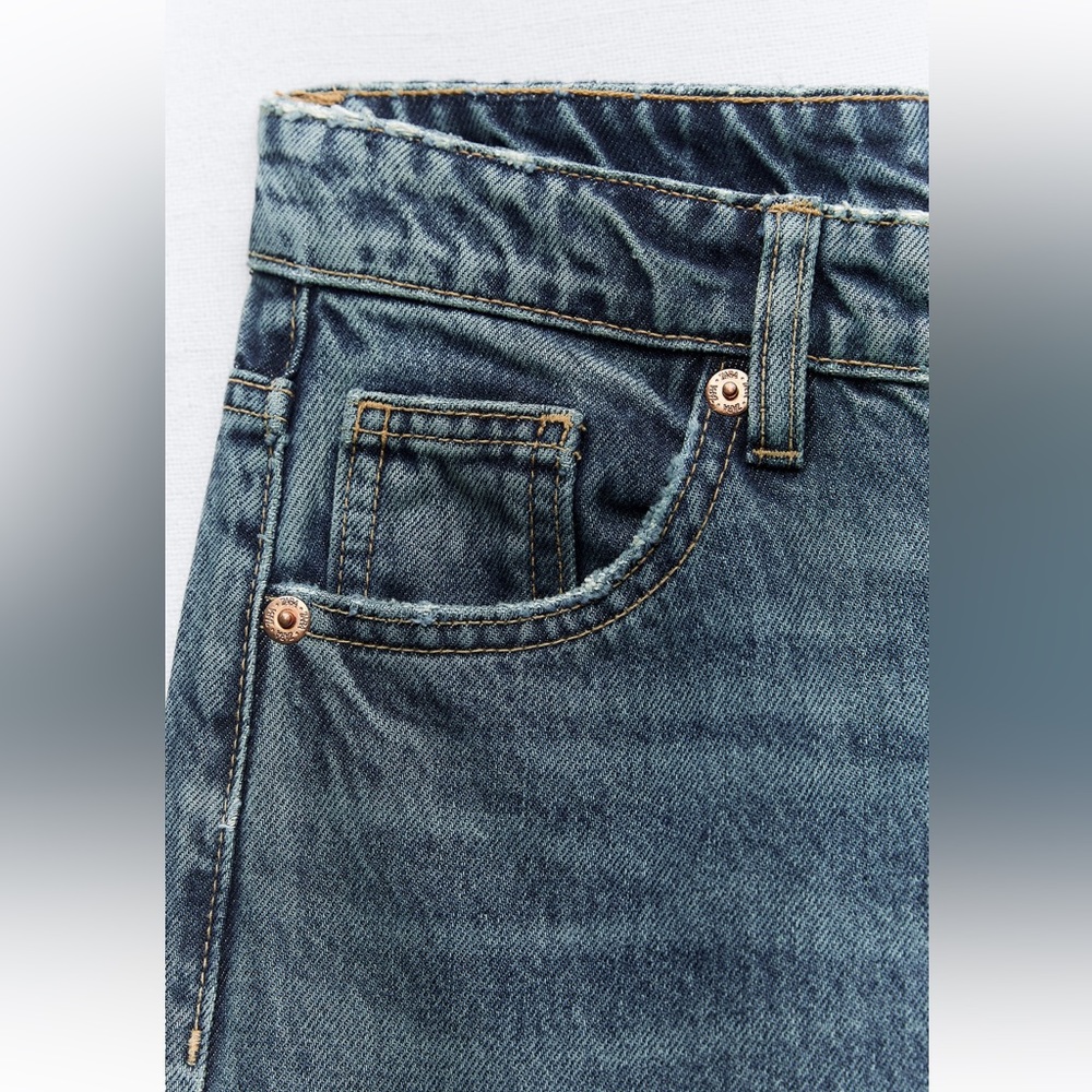 Zara Mid Rise TRE Loose Fit Long straight leg Jeans Blue size 32 US 10 NWT - Picture 7 of 16